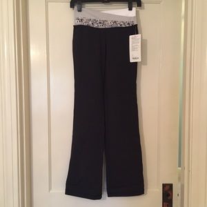 NWT Lululemon Astro Pant*R Sz 4
